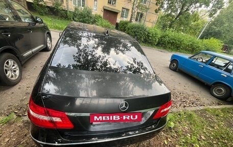 Mercedes-Benz E-Класс, 2012 год, 1 100 000 рублей, 5 фотография