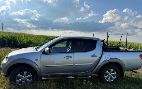 Mitsubishi L200 IV рестайлинг, 2013 год, 1 500 000 рублей, 4 фотография