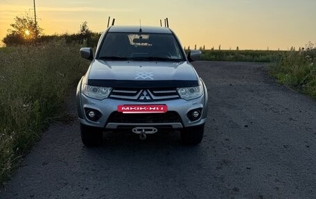 Mitsubishi L200 IV рестайлинг, 2013 год, 1 500 000 рублей, 2 фотография
