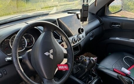 Mitsubishi L200 IV рестайлинг, 2013 год, 1 500 000 рублей, 6 фотография