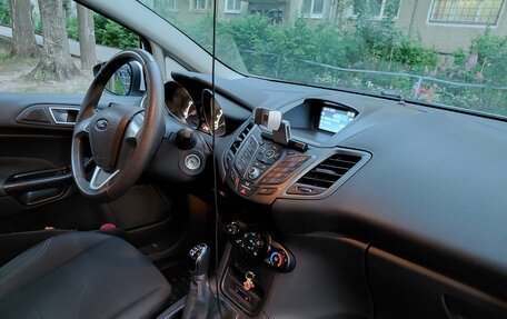Ford Fiesta, 2015 год, 1 000 000 рублей, 9 фотография