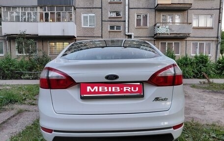 Ford Fiesta, 2015 год, 1 000 000 рублей, 8 фотография