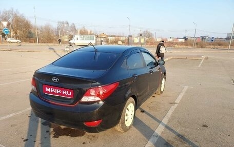 Hyundai Solaris II рестайлинг, 2013 год, 650 000 рублей, 6 фотография
