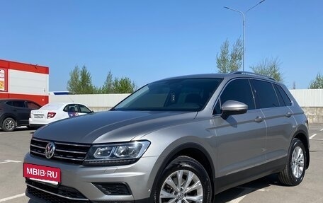 Volkswagen Tiguan II, 2017 год, 2 190 000 рублей, 2 фотография