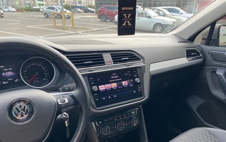 Volkswagen Tiguan II, 2017 год, 2 190 000 рублей, 6 фотография