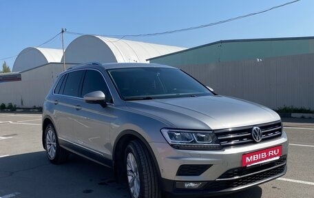 Volkswagen Tiguan II, 2017 год, 2 190 000 рублей, 3 фотография