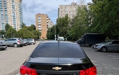 Chevrolet Cruze II, 2010 год, 549 000 рублей, 8 фотография