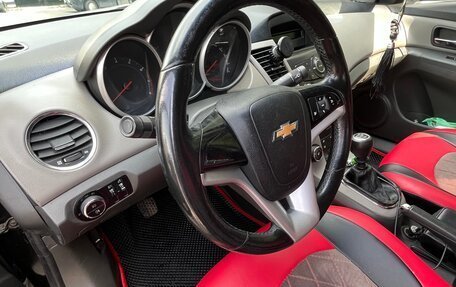 Chevrolet Cruze II, 2010 год, 549 000 рублей, 19 фотография
