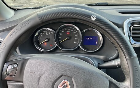 Renault Logan II, 2017 год, 950 000 рублей, 10 фотография