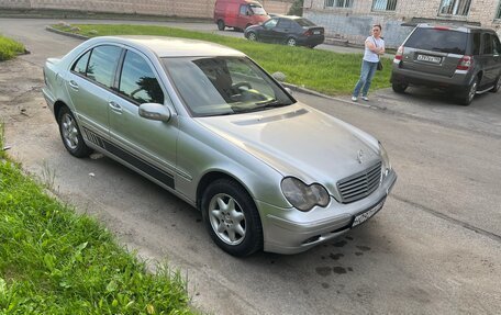 Mercedes-Benz C-Класс, 2002 год, 450 000 рублей, 2 фотография