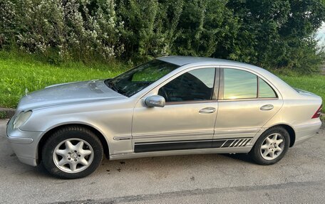 Mercedes-Benz C-Класс, 2002 год, 450 000 рублей, 4 фотография