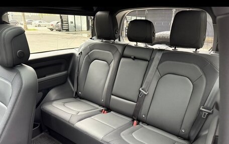 Land Rover Defender II, 2023 год, 9 750 000 рублей, 12 фотография