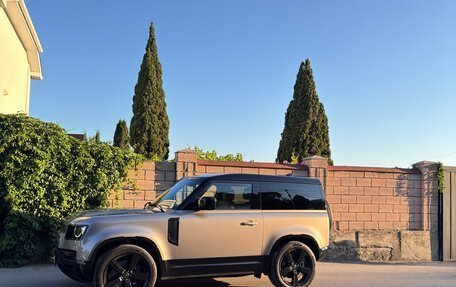 Land Rover Defender II, 2023 год, 9 750 000 рублей, 3 фотография