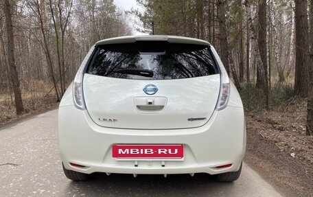 Nissan Leaf I, 2011 год, 650 000 рублей, 3 фотография