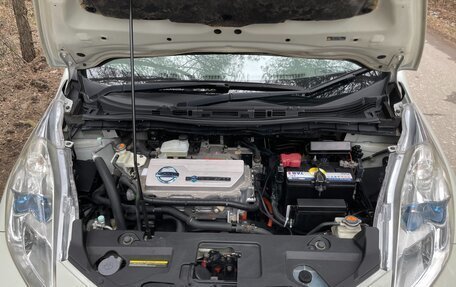 Nissan Leaf I, 2011 год, 650 000 рублей, 18 фотография