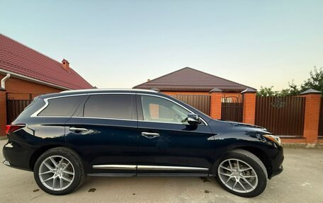 Infiniti QX60 I рестайлинг, 2017 год, 2 400 000 рублей, 17 фотография