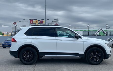 Volkswagen Tiguan II, 2020 год, 2 490 000 рублей, 2 фотография