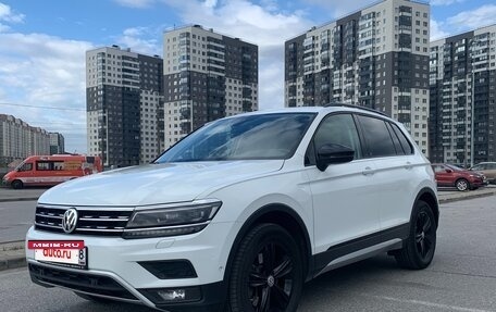 Volkswagen Tiguan II, 2020 год, 2 490 000 рублей, 6 фотография