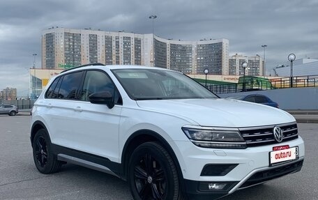 Volkswagen Tiguan II, 2020 год, 2 490 000 рублей, 5 фотография
