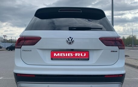 Volkswagen Tiguan II, 2020 год, 2 490 000 рублей, 3 фотография
