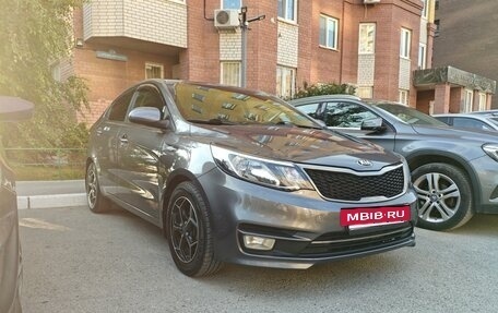 KIA Rio III рестайлинг, 2015 год, 1 360 000 рублей, 2 фотография