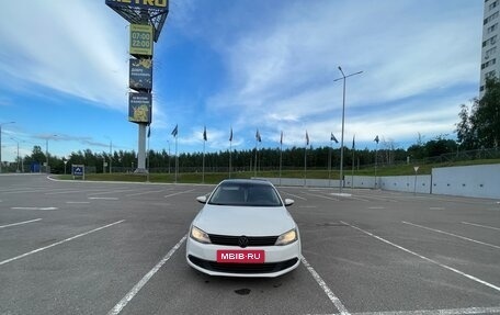 Volkswagen Jetta VI, 2013 год, 870 000 рублей, 6 фотография