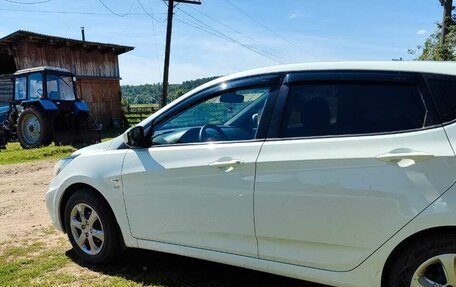 Hyundai Solaris II рестайлинг, 2012 год, 760 000 рублей, 2 фотография