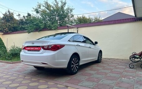 Hyundai Sonata VI, 2011 год, 1 150 000 рублей, 6 фотография