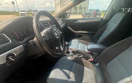 Volkswagen Jetta VI, 2013 год, 830 000 рублей, 14 фотография