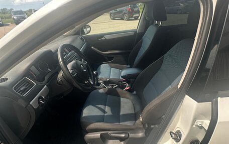 Volkswagen Jetta VI, 2013 год, 830 000 рублей, 19 фотография