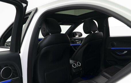Mercedes-Benz E-Класс, 2017 год, 3 468 925 рублей, 12 фотография