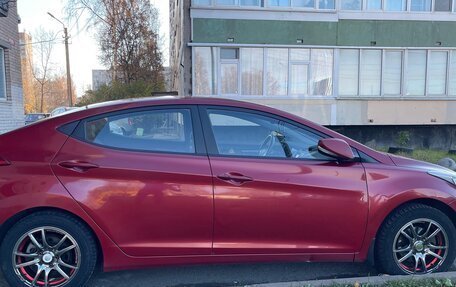 Hyundai Elantra V, 2012 год, 800 000 рублей, 1 фотография