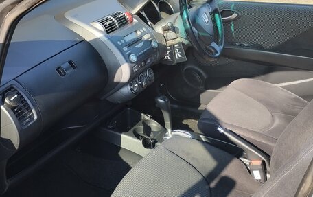 Honda Fit III, 2003 год, 500 000 рублей, 1 фотография
