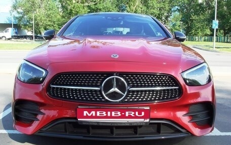 Mercedes-Benz E-Класс, 2022 год, 6 800 000 рублей, 2 фотография
