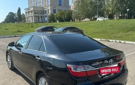 Toyota Camry, 2015 год, 1 900 000 рублей, 2 фотография