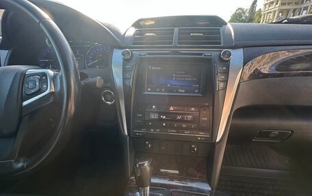 Toyota Camry, 2015 год, 1 900 000 рублей, 12 фотография