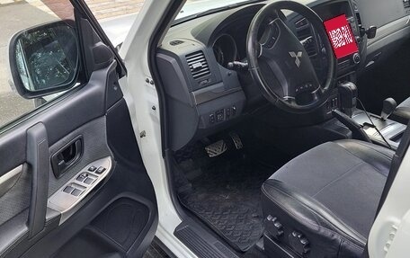 Mitsubishi Pajero IV, 2012 год, 1 600 000 рублей, 2 фотография