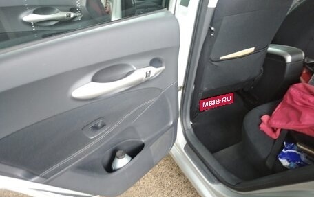 Toyota Auris II, 2009 год, 750 000 рублей, 5 фотография