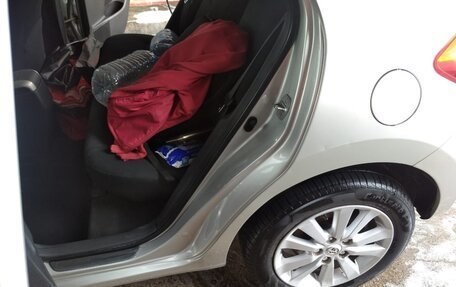 Toyota Auris II, 2009 год, 750 000 рублей, 8 фотография