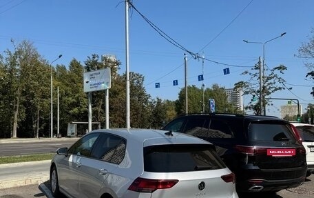 Volkswagen Golf VIII, 2020 год, 2 100 000 рублей, 2 фотография