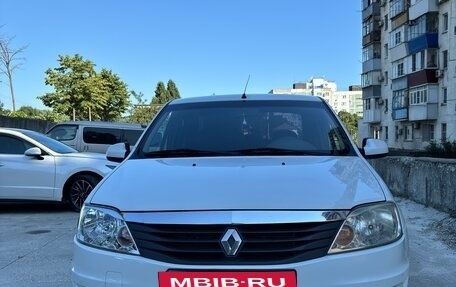 Renault Logan I, 2013 год, 530 000 рублей, 2 фотография