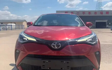 Toyota C-HR I рестайлинг, 2021 год, 1 800 025 рублей, 3 фотография