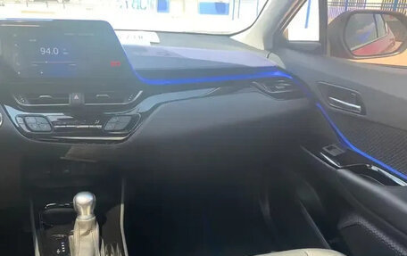 Toyota C-HR I рестайлинг, 2021 год, 1 800 025 рублей, 16 фотография