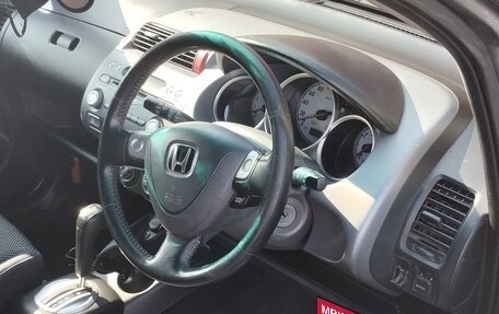 Honda Fit III, 2003 год, 500 000 рублей, 6 фотография