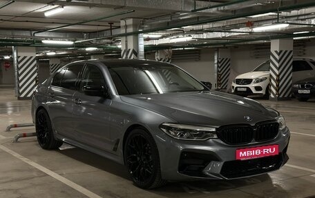 BMW 5 серия, 2019 год, 4 600 000 рублей, 2 фотография