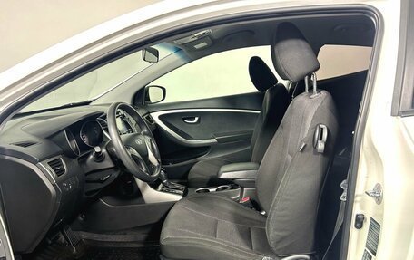 Hyundai i30 II рестайлинг, 2013 год, 925 000 рублей, 9 фотография