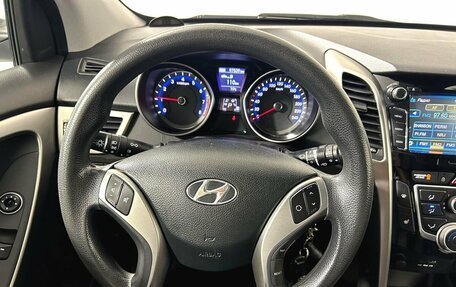 Hyundai i30 II рестайлинг, 2013 год, 925 000 рублей, 11 фотография