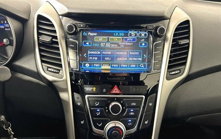 Hyundai i30 II рестайлинг, 2013 год, 925 000 рублей, 13 фотография