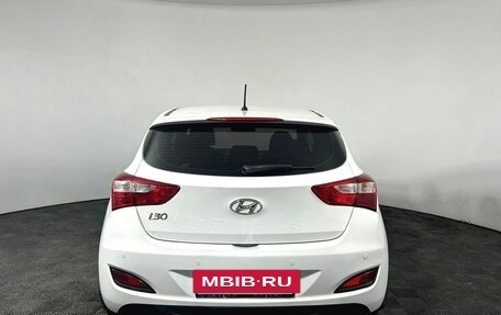 Hyundai i30 II рестайлинг, 2013 год, 925 000 рублей, 6 фотография