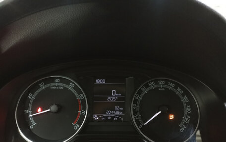 Skoda Rapid I, 2018 год, 900 000 рублей, 13 фотография
